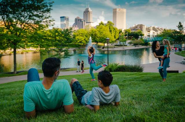 Families enjoy exploring downtown's Central Canal